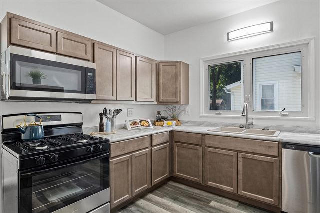 265 Melville Street, Rochester, NY 14609