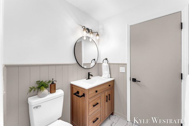 5860 S 36th Street, Climax, MI 49034