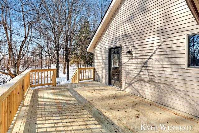 5860 S 36th Street, Climax, MI 49034