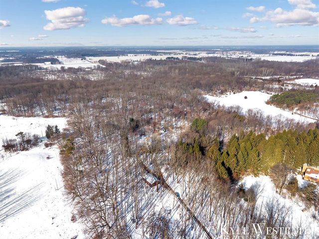 5860 S 36th Street, Climax, MI 49034