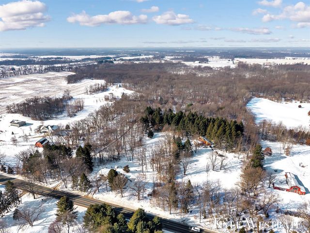 5860 S 36th Street, Climax, MI 49034