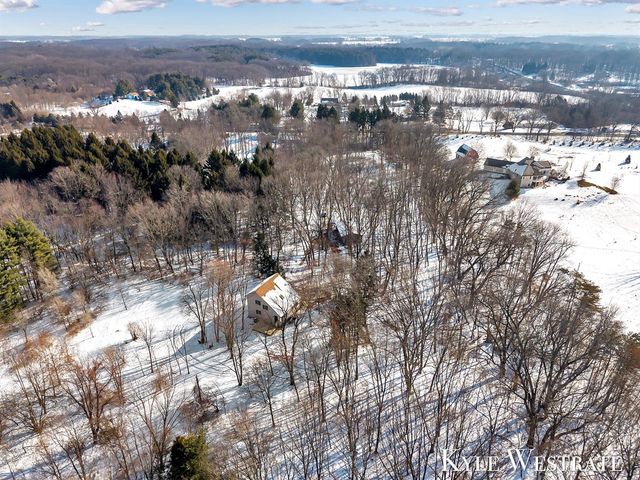 5860 S 36th Street, Climax, MI 49034