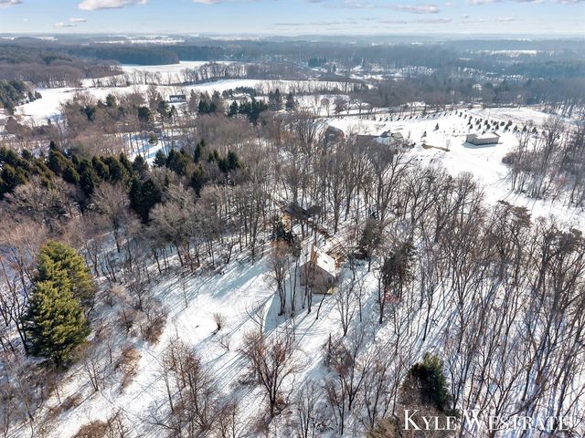 5860 S 36th Street, Climax, MI 49034