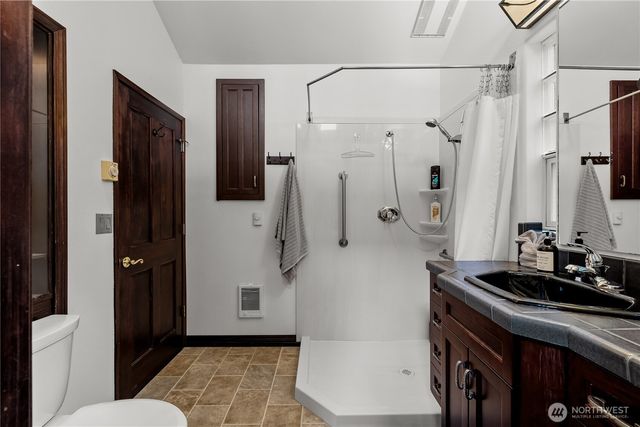 10 N Sundown Drive, Hoodsport, WA 98548