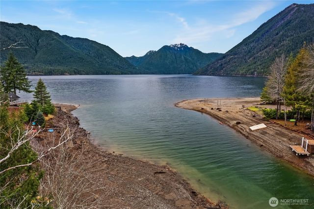 10 N Sundown Drive, Hoodsport, WA 98548