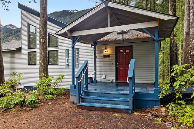 10 N Sundown Drive, Hoodsport, WA 98548