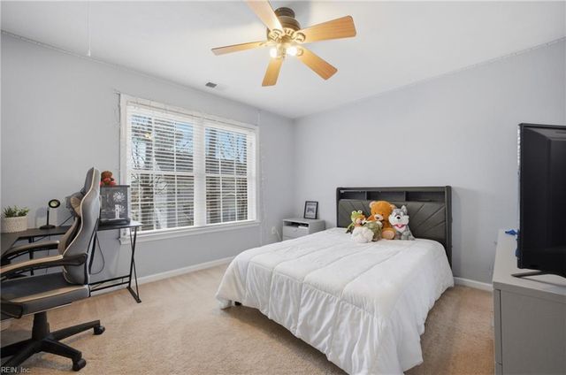 13386 Chesapeake PL, Carrollton, VA 23314