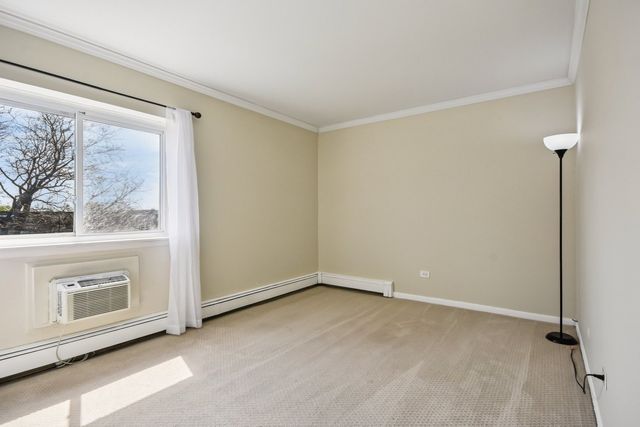 1331 S Finley Road 413, Lombard, IL 60148