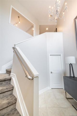 24 Kreger Drive, Wyandotte, MI 48192