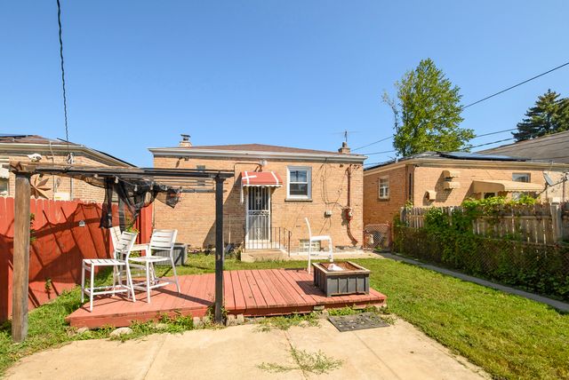 3413 W 53rd Street, Chicago, IL 60632