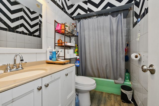 3413 W 53rd Street, Chicago, IL 60632