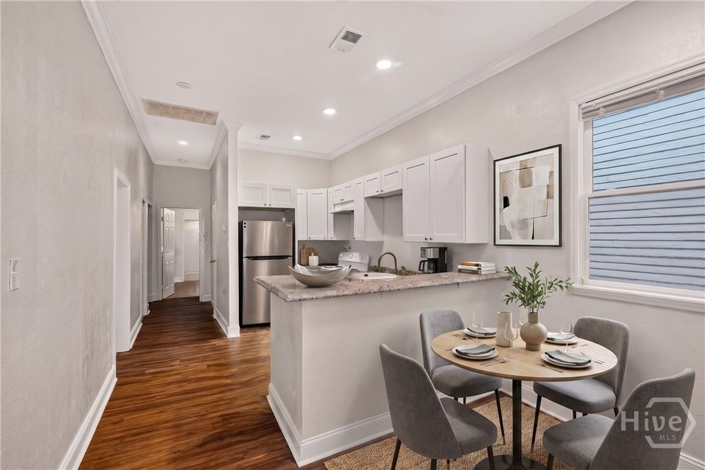 Image 10 of property listing at 743 E Henry Street, Savannah, GA 31401