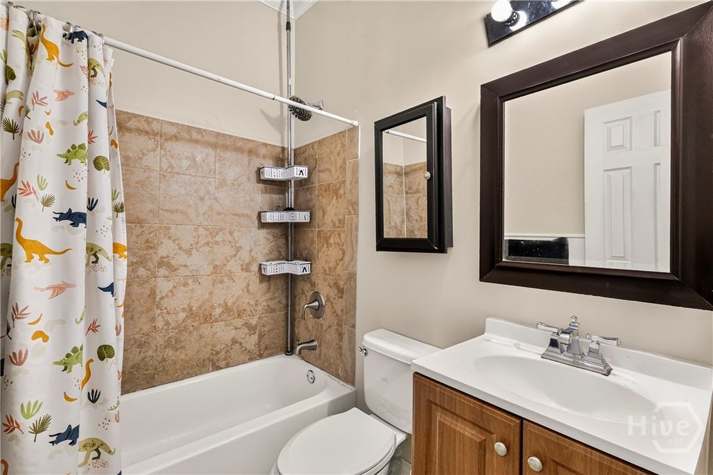 Image 27 of property listing at 743 E Henry Street, Savannah, GA 31401