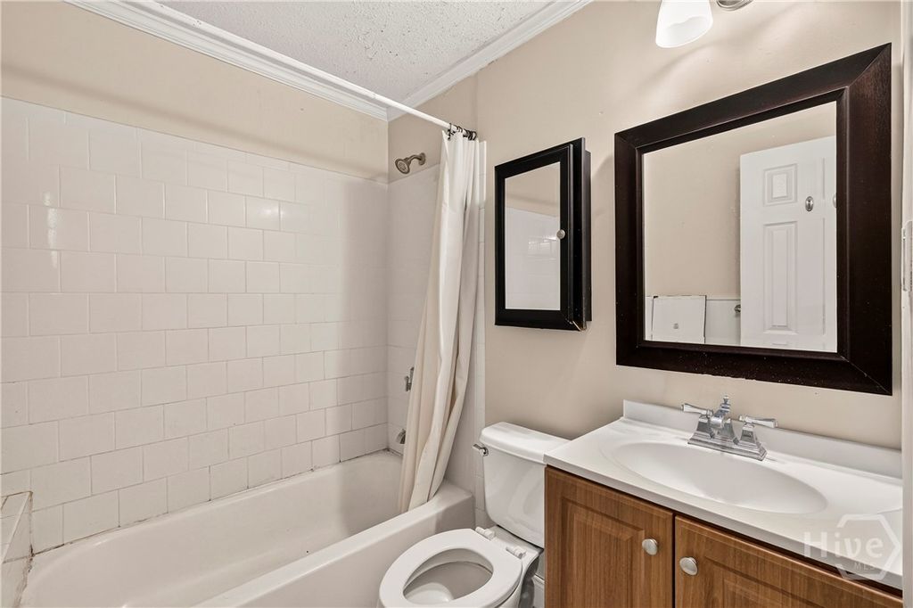 Image 30 of property listing at 743 E Henry Street, Savannah, GA 31401