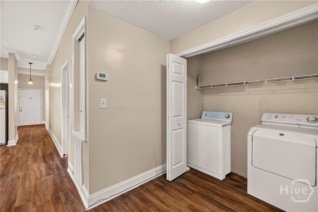 Image 31 of property listing at 743 E Henry Street, Savannah, GA 31401