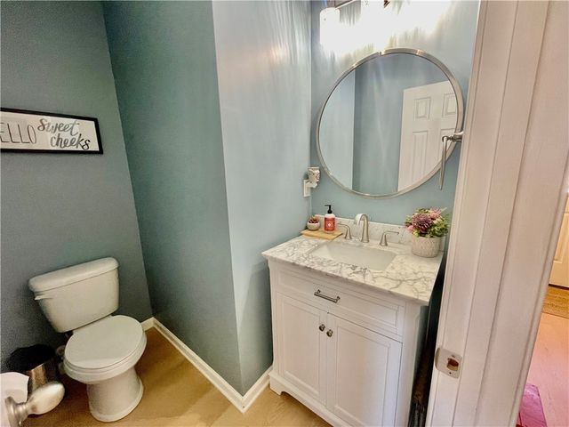 138 Rose Ave, Canonsburg, PA 15317
