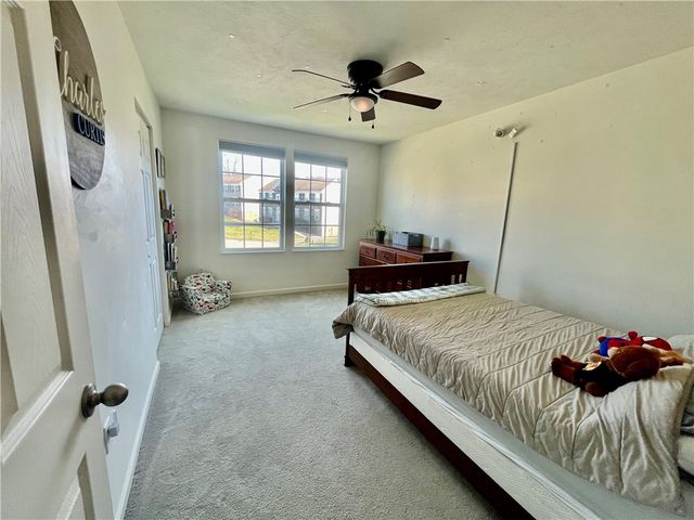 138 Rose Ave, Canonsburg, PA 15317