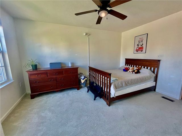 138 Rose Ave, Canonsburg, PA 15317