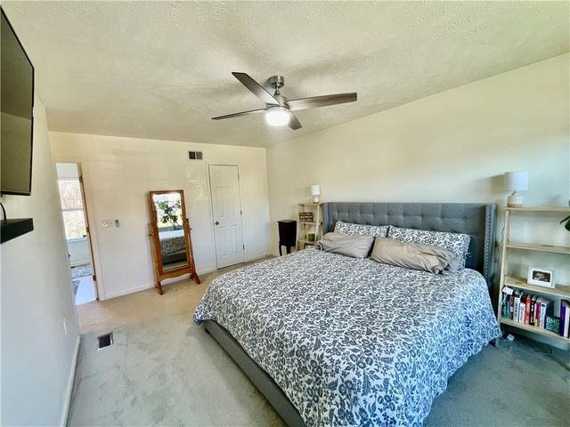 138 Rose Ave, Canonsburg, PA 15317