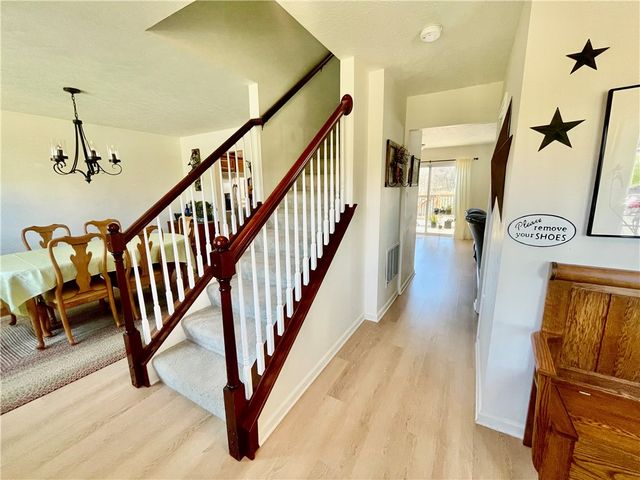138 Rose Ave, Canonsburg, PA 15317