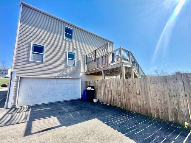 138 Rose Ave, Canonsburg, PA 15317