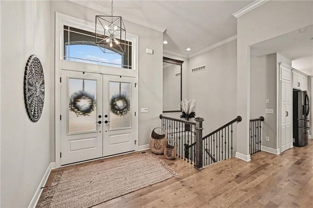 5507 NW 111th Place, Kansas City, MO 64154