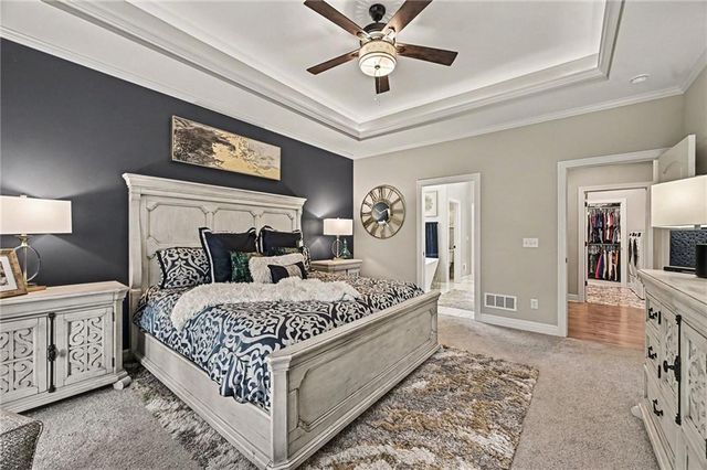 5507 NW 111th Place, Kansas City, MO 64154