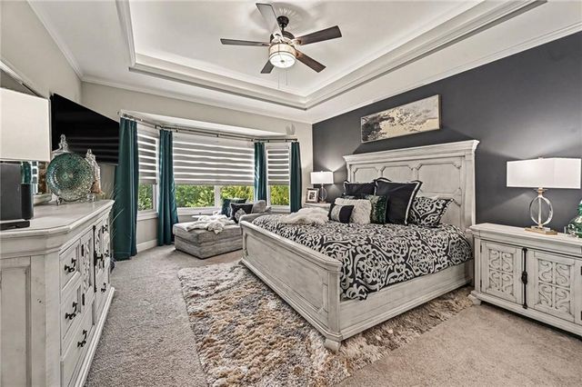 5507 NW 111th Place, Kansas City, MO 64154