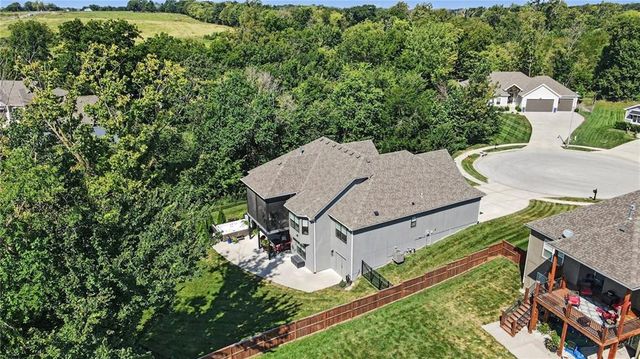 5507 NW 111th Place, Kansas City, MO 64154