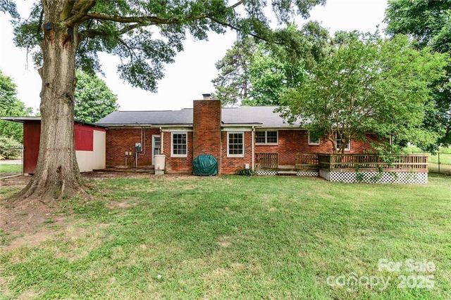 4716 Margaret Wallace Road, Matthews, NC 28105