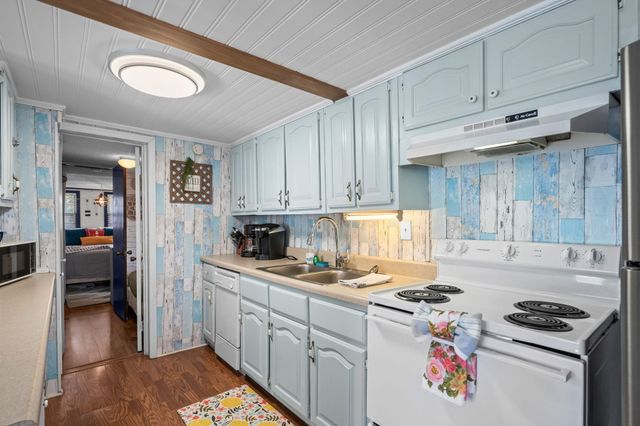 6001 - 1111 S Kings Hwy., Myrtle Beach, SC 29575