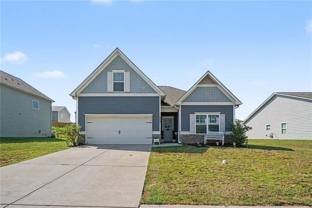 207 Malbone Street SW, Cartersville, GA 30120