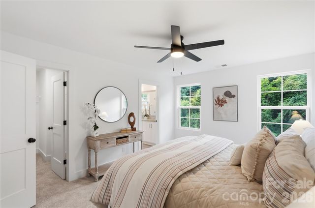 604 Sharon Drive, Statesville, NC 28625