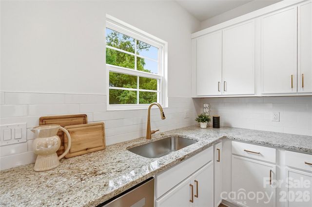 604 Sharon Drive, Statesville, NC 28625