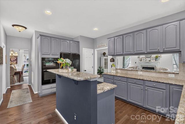 4134 Oakton Ridge Court, Matthews, NC 28105