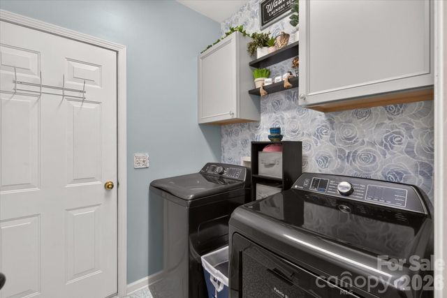 4134 Oakton Ridge Court, Matthews, NC 28105