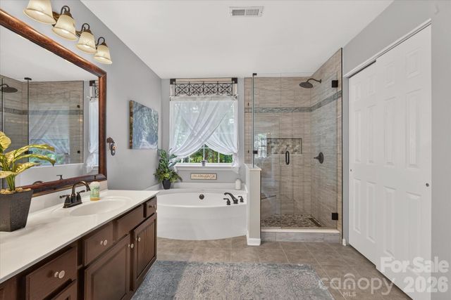 4134 Oakton Ridge Court, Matthews, NC 28105