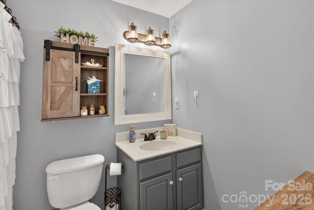4134 Oakton Ridge Court, Matthews, NC 28105