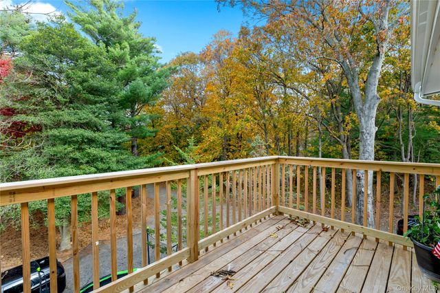 246 Atlantic Place second floor, Hauppauge, NY 11788