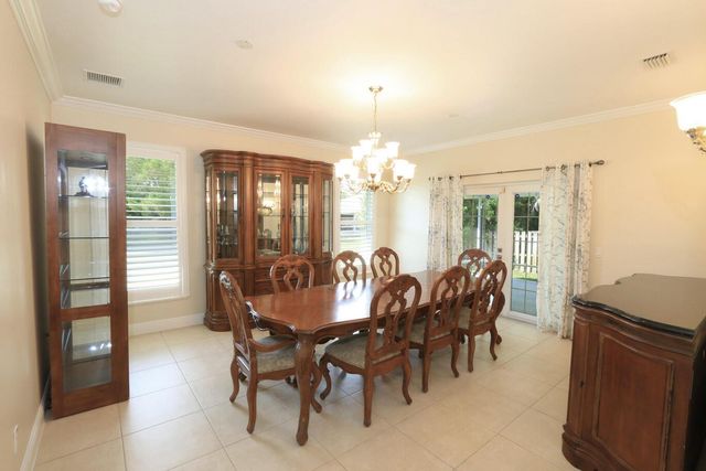 2879 SE Peru Street, Port Saint Lucie, FL 34984