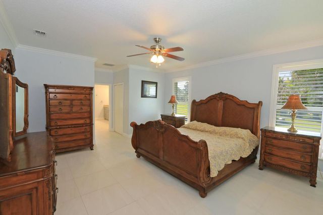 2879 SE Peru Street, Port Saint Lucie, FL 34984