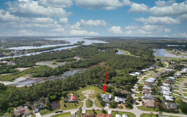 2879 SE Peru Street, Port Saint Lucie, FL 34984
