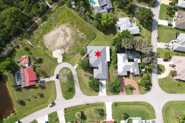 2879 SE Peru Street, Port Saint Lucie, FL 34984