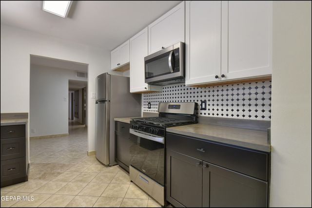3807 WAYMORE Drive, El Paso, TX 79902
