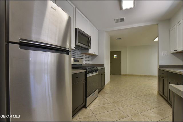 3807 WAYMORE Drive, El Paso, TX 79902