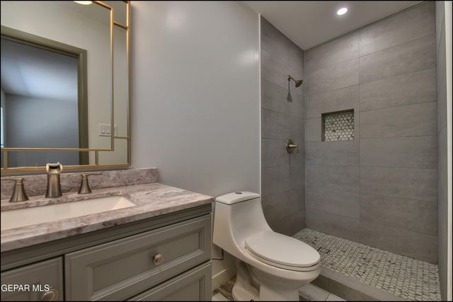 3807 WAYMORE Drive, El Paso, TX 79902