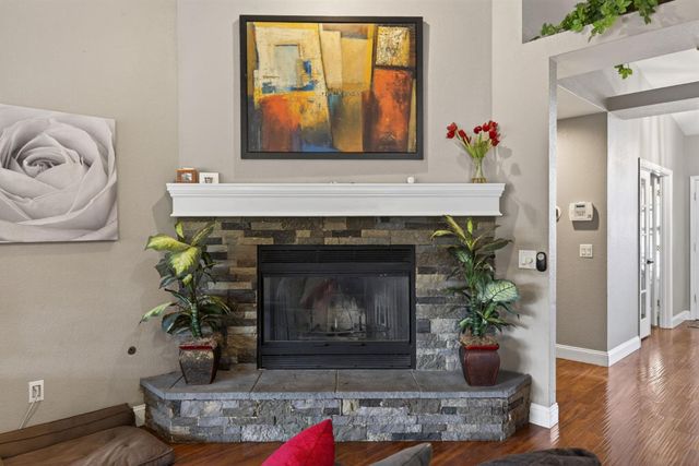 1231 Chablis Cir, Roseville, CA 95747