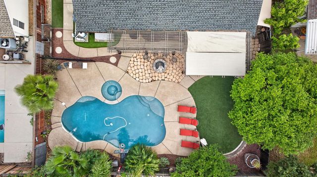 1231 Chablis Cir, Roseville, CA 95747