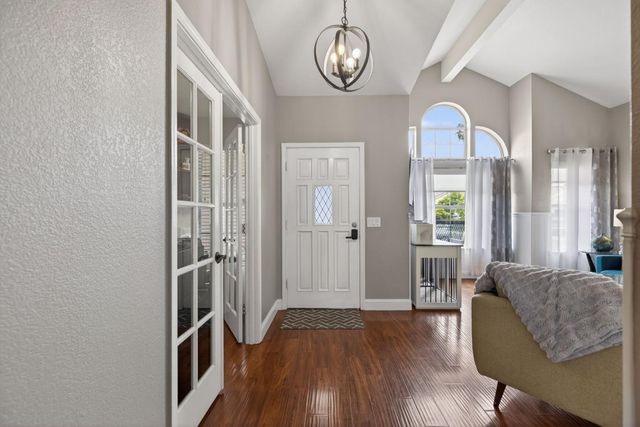 1231 Chablis Cir, Roseville, CA 95747