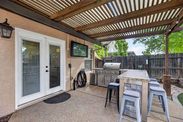 1231 Chablis Cir, Roseville, CA 95747